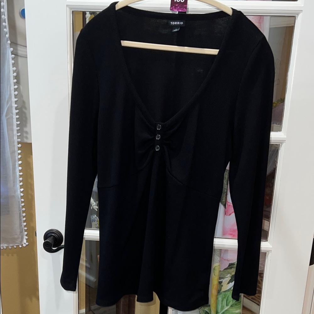 Torrid Black V-Neck Long Sleeve Top